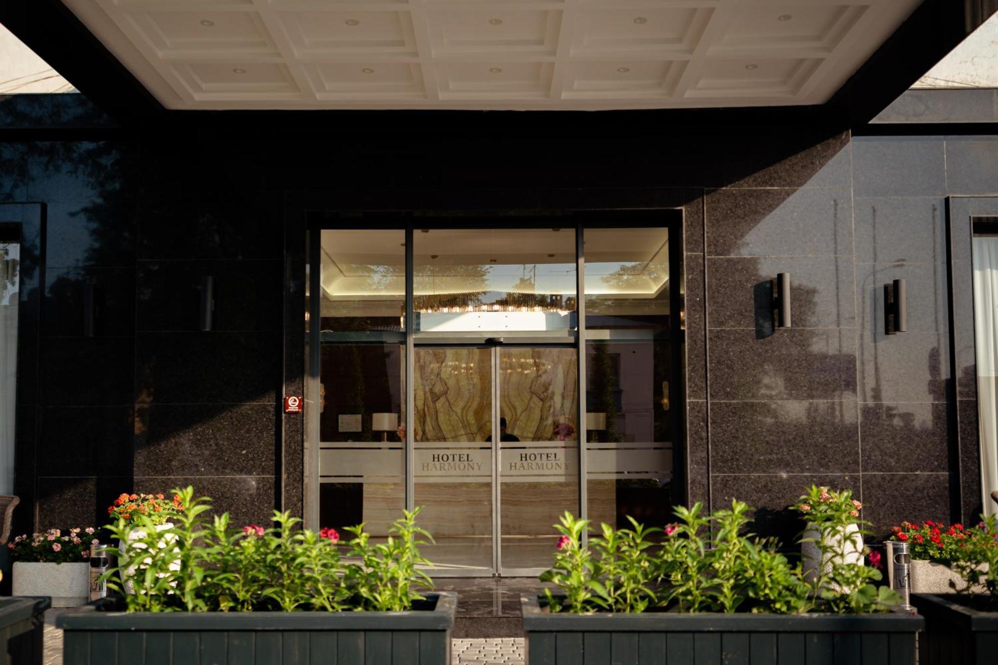 Harmony Hotel Taschkent Exterior foto