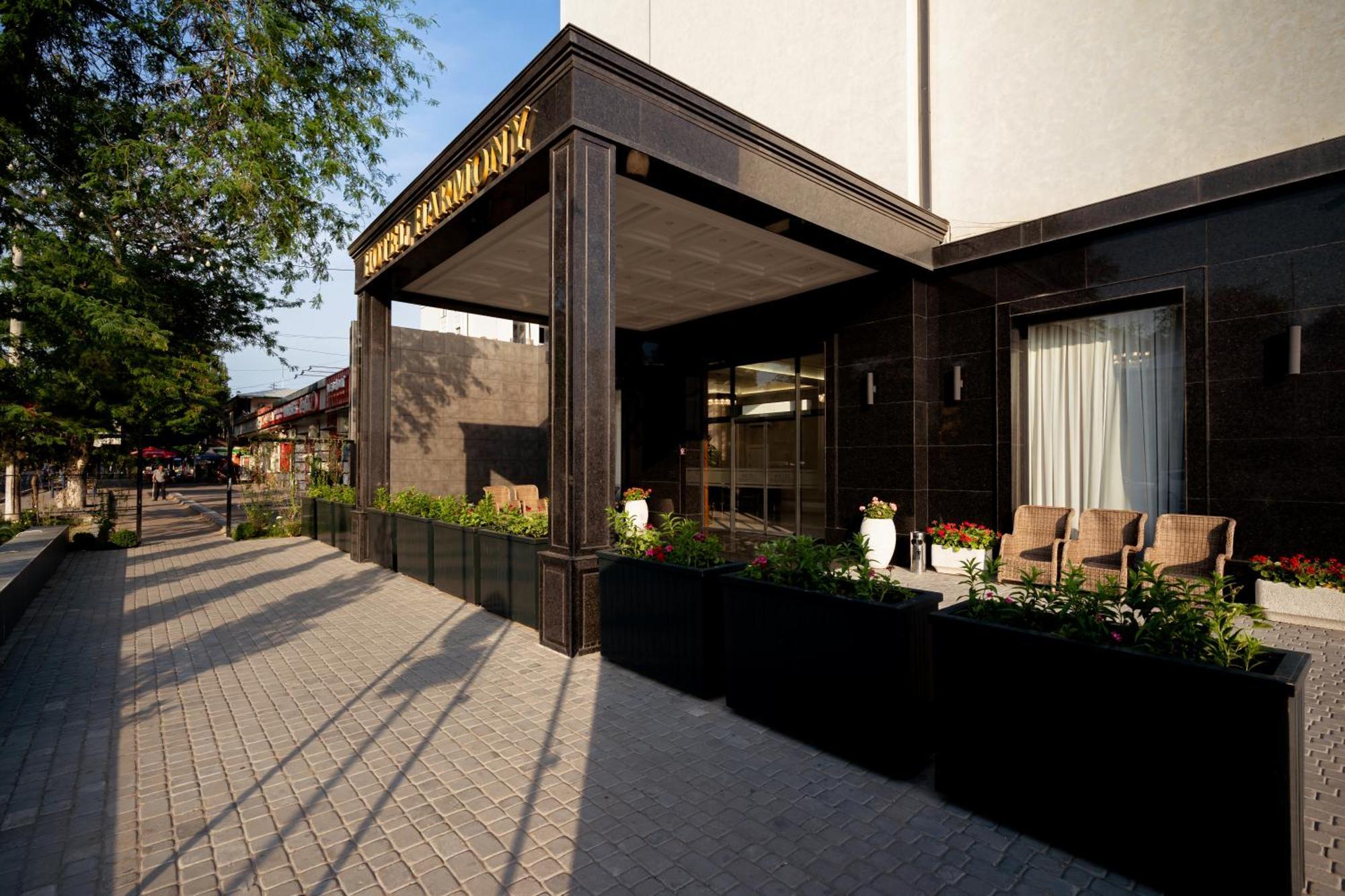 Harmony Hotel Taschkent Exterior foto